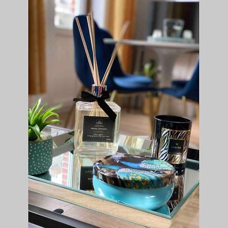 Luxury 1Bedroom Apartment モンス エクステリア 写真