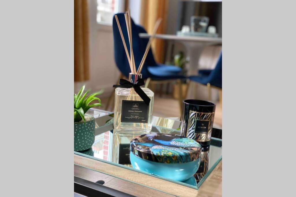 Luxury 1Bedroom Apartment モンス エクステリア 写真